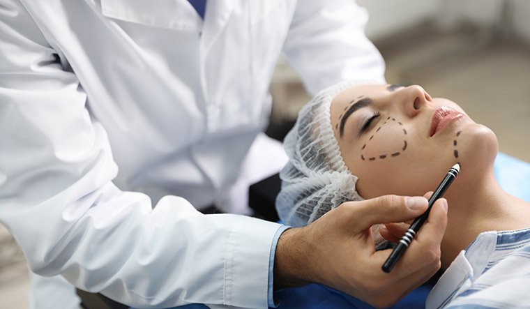 Cosmetic Surgery – Cosmetic Surgery Packages India | Rhinoplasty India Cost GCC